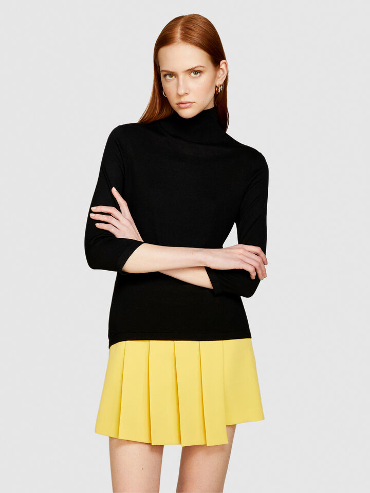 Turtleneck in silk blend - women's high neck sweaters - Black | Sisley image number 4